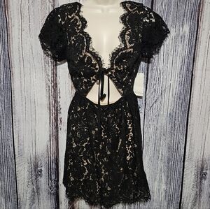 Tobi peek a boo lace dress (FINAL PRICE)